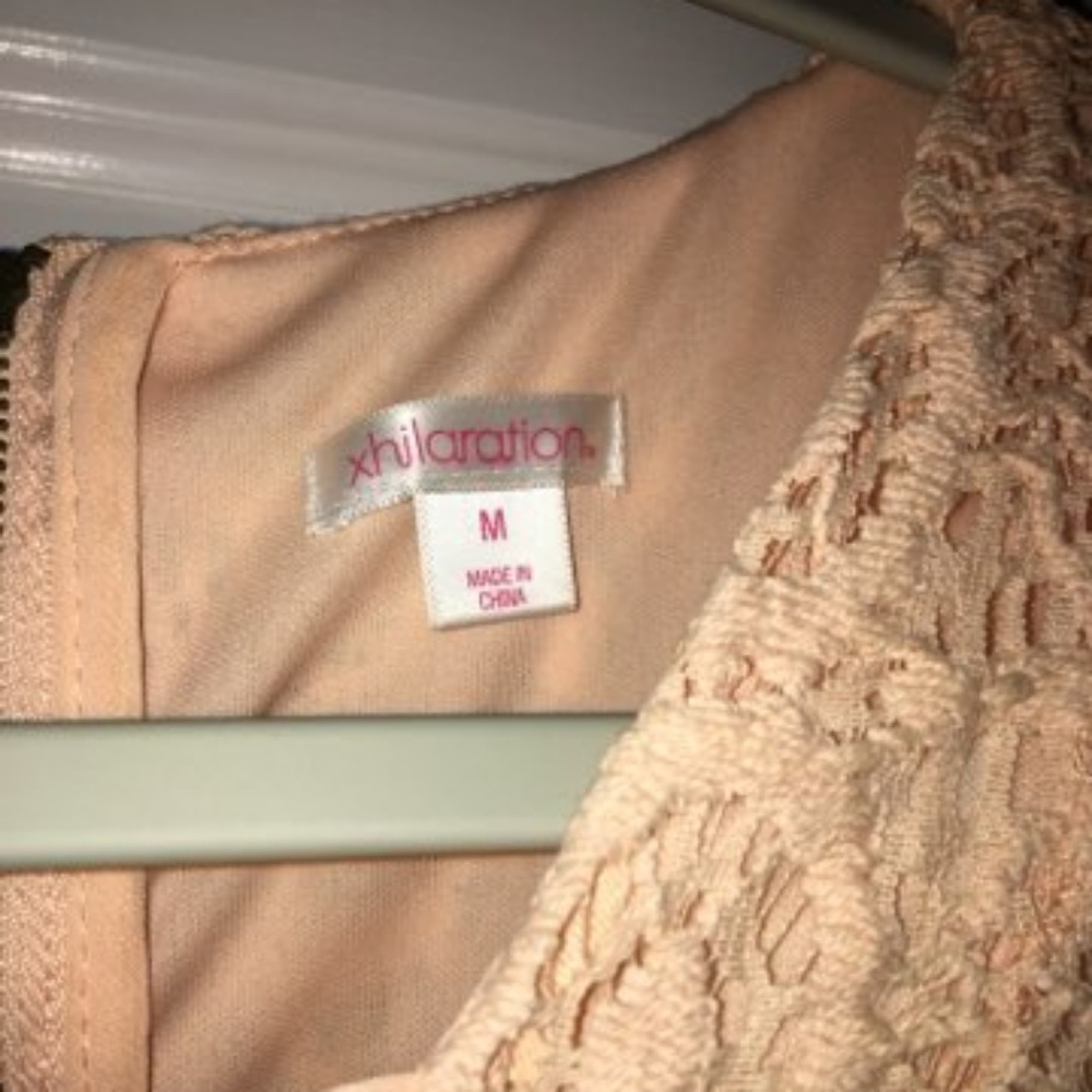 Dress - Picture 3 of 3